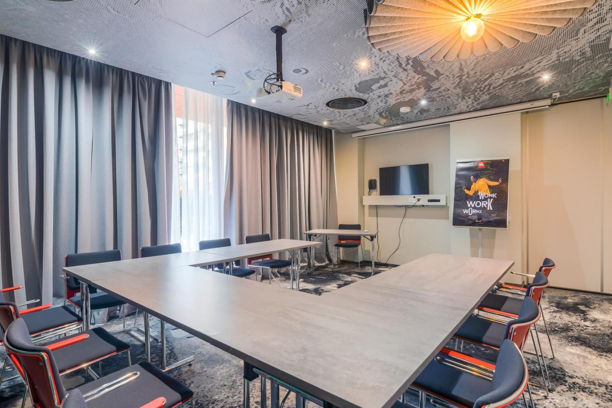 Ibis Bucharest Politehnica Hotell Exteriör bild