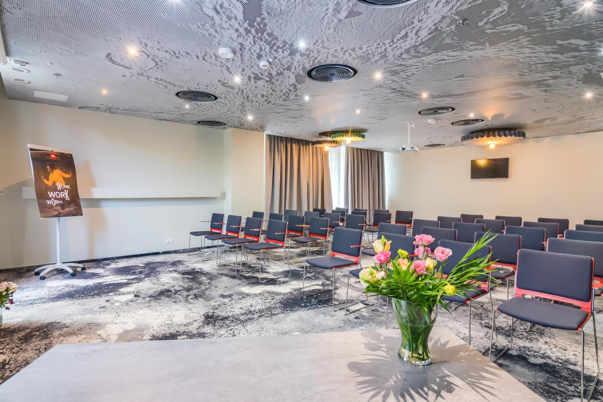 Ibis Bucharest Politehnica Hotell Exteriör bild