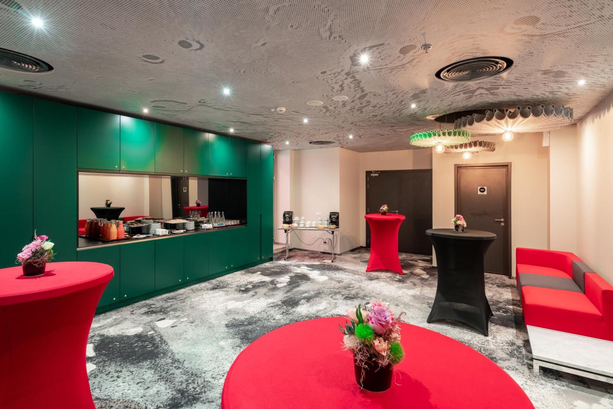 Ibis Bucharest Politehnica Hotell Exteriör bild